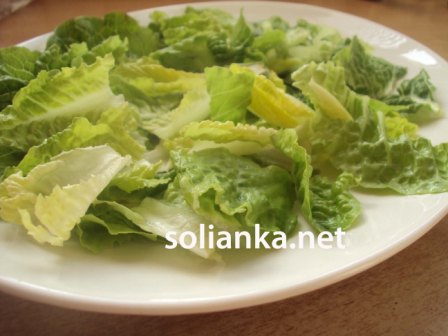 тарелка с салатом