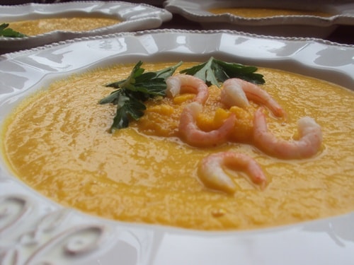 холодный морковно-имбирный суп