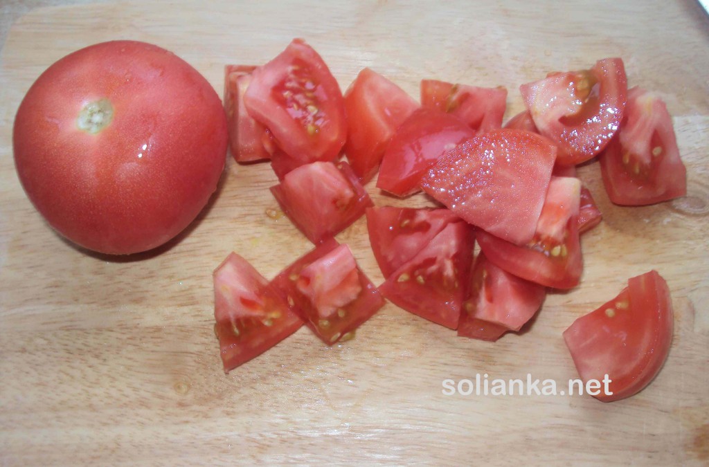 кусочки помидорки