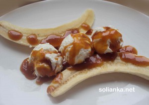 Десерт из бананов “Банана сплит”