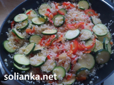 кабачки с рисом и овощами